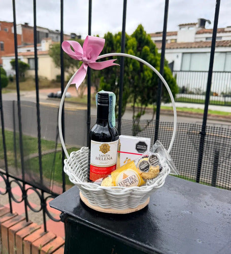 Ancheta Regalo Mini Canasta Festiva