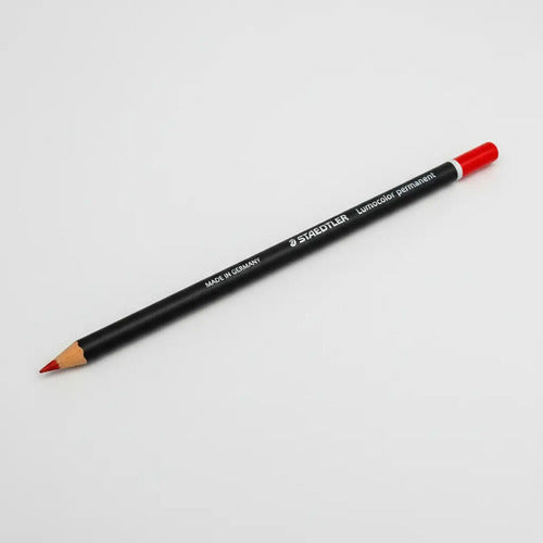Lápiz Staedtler Graso Rojo