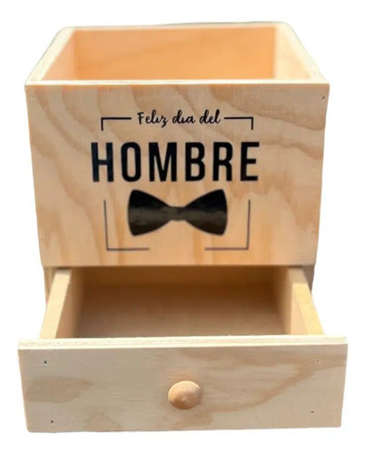 Caja De Madera Para Regalo Ancheta Dia Del Hombre 20x20x18cm Madera