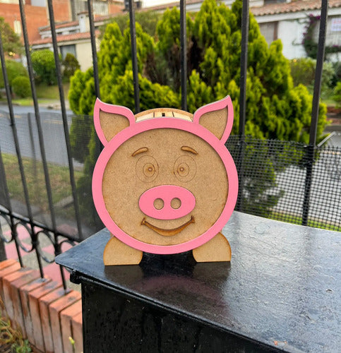 Alcancia Cerdito En Madera 15x15x7cm Cerdito Rosa