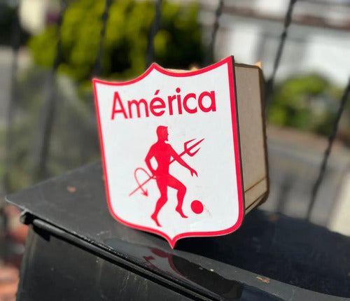 Caja Decorativa Forma Escudo América Regalo 22x21x8 Cm  Mdf América