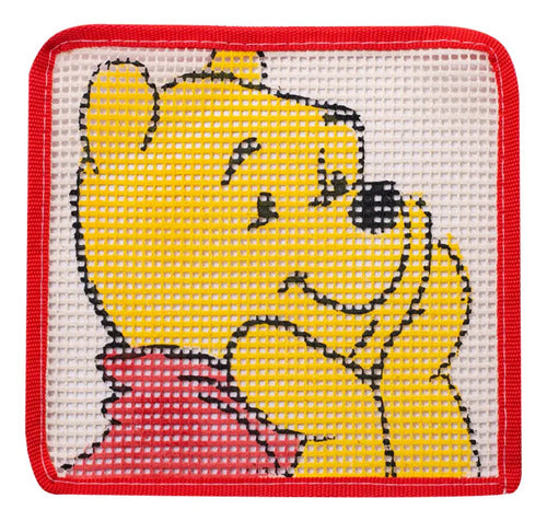 Malla En Lona Manualidades Tejer Estampado 20x20cm - 6 Und Surtido Muñecos