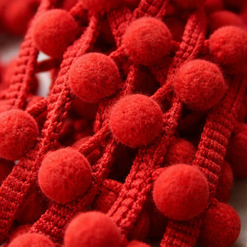 Cinta Bordada Con Pompones Rojo X 25 Mts Rojo
