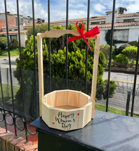 Caja Regalo Canasta Día De La Mujer 32x21 Cm Rojo