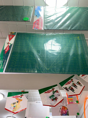 Tabla Base Para Corte Tamaño A2 - 60x45 Cm Verde